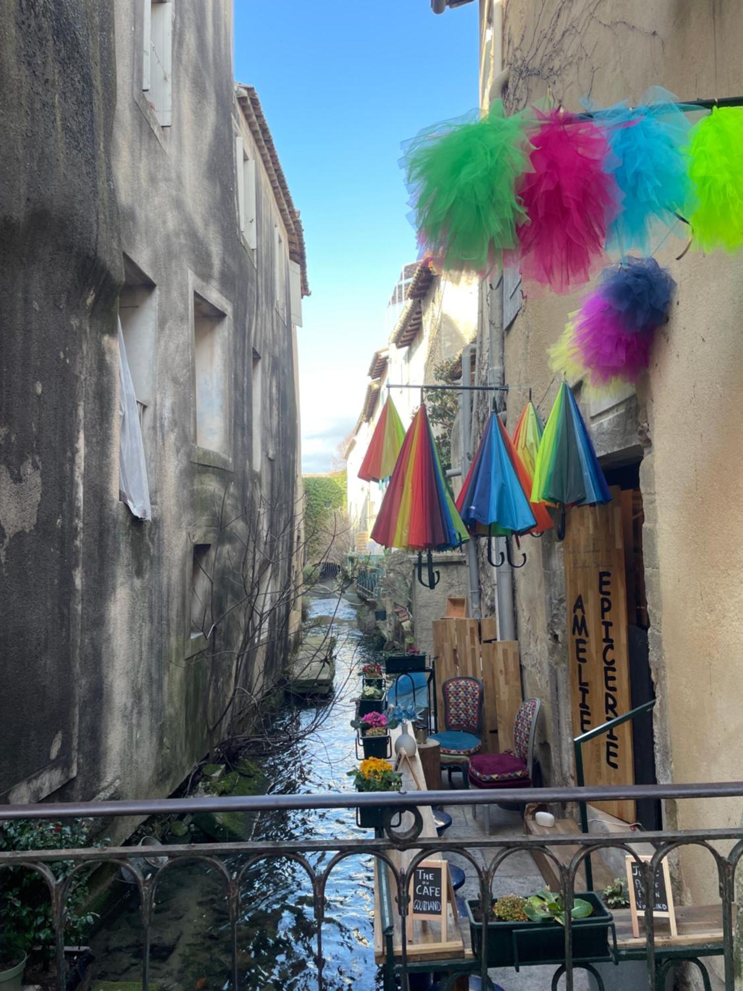 Studio Cosy Dans Le Centre-Ville Historique LʼIsle-sur-la-Sorgue Esterno foto